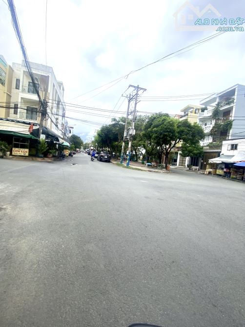 LÔ GÓC 2 MẶT TIỀN KINH DOANH NGAY ĐẠI LỘ II - ĐỖ XUÂN HỢP - 5 TẦNG HOÀN CÔNG - 13 TỶ - 6