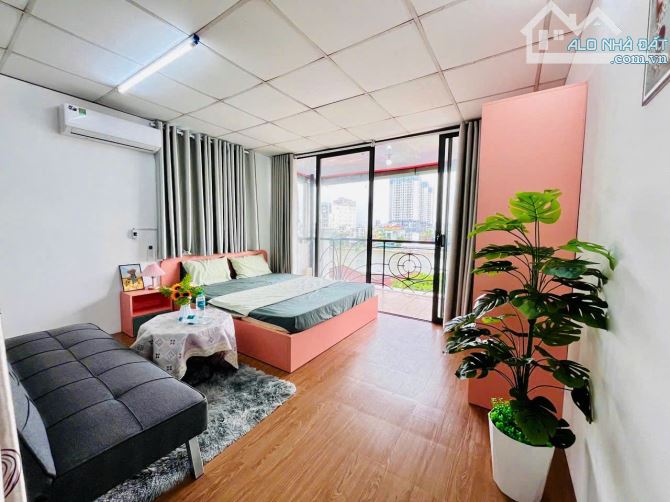 CĂN HỘ GIÁ HỢP LÝ - SẠCH SẼ - TÁCH BẾP NGAY QUẬN 4, CỬA SỔ ĐÓN NẮNG, GẦN ĐẠI HỌC LUẬT - 6