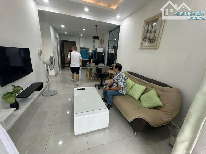 C/c Harmona,Trương Công Định,Tân BÌnh: rộng 75m2, 2p ngủ,NT, 12tr/th - 6