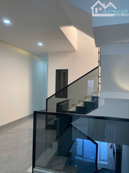 Bán nhà mới đẹp 3 tầng TĐC Ngọc Hiệp, Phường Tây Nha Trang giá 6.2 tỷ  • DT 96.8m2. 6,2ty - 6