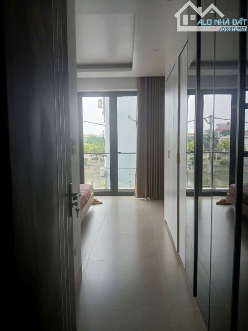 B.Á.N NHÀ GẦN QUẬN ỦY BẮC TỪ LIÊM  ,  Ô TÔ ĐỖ CỔNG  , DÂN XÂY TÂM HUYẾT  84M2, 15 TỶ - 6