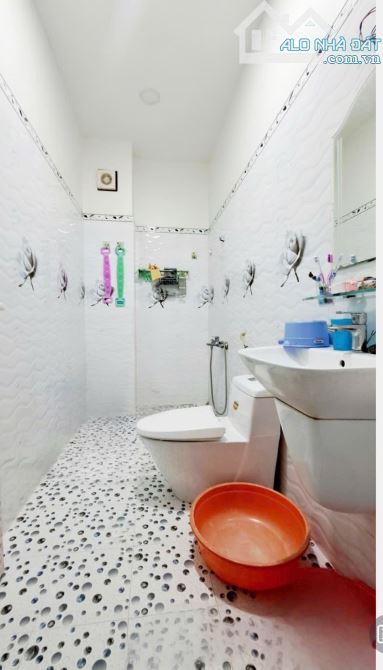Bán Nhà Hóc Môn - 91M2 (5 x 18,3m ) - 4Tầng - Hẻm Nhựa 8m -  Chỉ 6,35 Tỷ. - 8