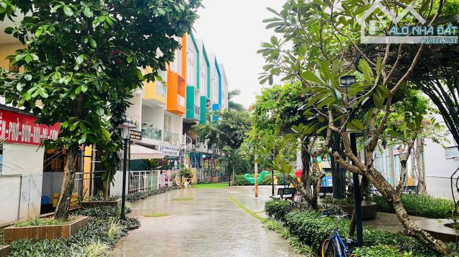 Bán nhà mặt phố Shop house dự án La Astoria đường Nguyễn Duy Trinh Quận 2 cũ (108m2) 21 tỷ - 6