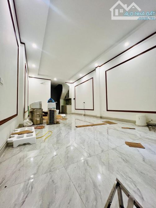Nhà đẹp dân xây mới 7 tầng, thang máy, 51m, ở sướng, ô tô vào nhà, Khúc Thừa Dụ - 7