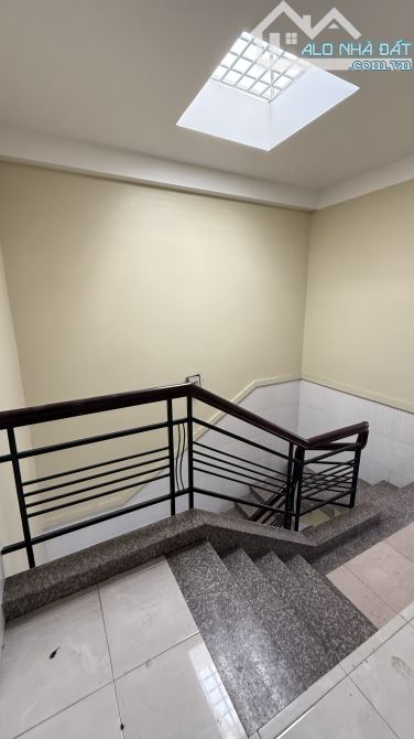 Bán Căn hộ dịch vụ 18phòng , đường SinCo , 225m2 ( 6.4 x 36 ) 6 TẦNG THANG MÁY, cần Khaiác - 7