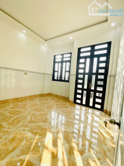 `CHỈ 5TXxx NHÀ 2 TẦNG MẶT TIỀN ĐƯỜNG TRẦN THỊ BỐC - 64M2 - SỔ HỒNG RIÊNG NGAY THỊ TRẤN HM - 8