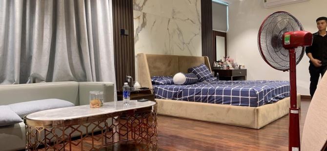 BIỆT THỰ TÚ XƯƠNG – 5 TẦNG – THANG MÁY – 144M² – KHU VIP – 66 TỶ  • Vị trí: Tú Xương - 8