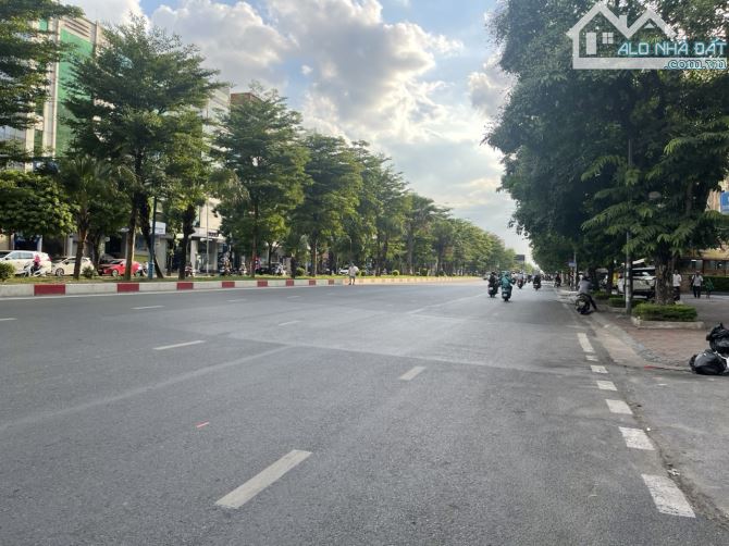 BÁN NHÀ LÔ GÓC 3 THOÁNG 28 TỶ 82m 4 TẦNG MT 7m Ô TÔ KINH DOANH HOÀNG QUỐC VIỆT CẦU GIẤY - 8