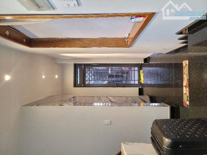 BÁN NHÀ HẺM XE HƠI BỜ BAO TÂN THẮNG, 4.2X20, 4 TẦNG THANG MÁY, 12.3 TỶ TL - 8