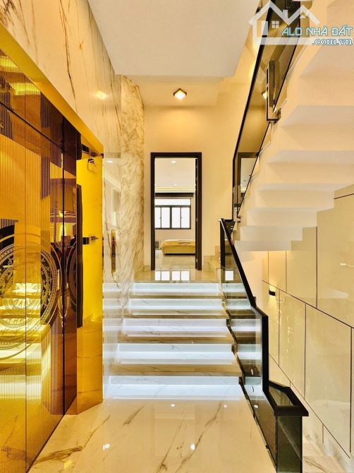 LÊN SÓNG SIÊU PHẨM THANG MÁY HUỲNH VĂN BÁNH, P.15, PHÚ NHUẬN. GIÁ 4.59TỶ/83,6M2. HOÀN CÔNG - 9
