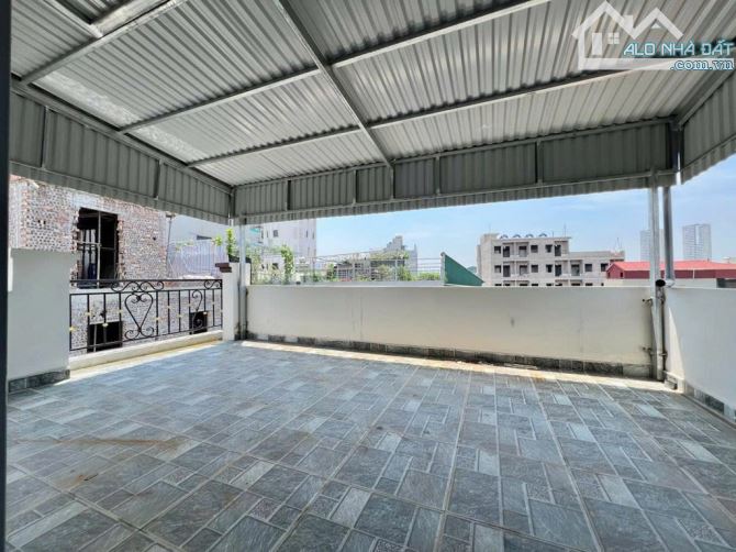Bán nhà vành đai 3.5 Di Ái 46m2 5 tầng 6 ngủ mặt tiền 5m 2 thoáng ô tô đỗ cổng 5 tỷ 05 - 9