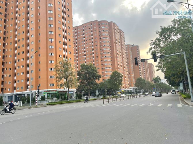 BÁN NHÀ LÔ GÓC 3 THOÁNG 28 TỶ 82m 4 TẦNG MT 7m Ô TÔ KINH DOANH HOÀNG QUỐC VIỆT CẦU GIẤY - 9