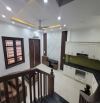 Cần bán nhà phố Thạch Bàn, Long Biên 38m, 5 tầng, mặt tiền 4m, giá 5.55 tỷ.