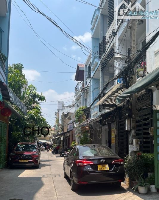BÁN NHÀ HIẾM HẺM 6M XE HƠI VÀO TẬN NHÀ 📏 Diện tích: 8x12m, vuông vức,
