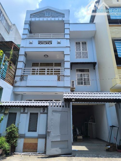 Nhà Ngay MT Nguyễn Văn Lượng P10. DT: 6.5X20M. CN: 125m2. ĐCT 35TR, Gía chỉ 15 tỷ TL