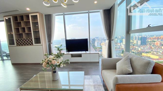 Căn hộ cho thuê 3 ngủ chung cư M5 Nguyễn Chí Thanh, đủ đồ giá 18 tr/th