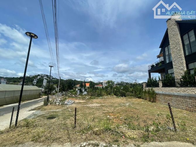 🏡 CẦN BÁN LÔ GÓC 2 MT CÁCH ĐƯỜNG LỚN HÙNG VƯƠNG 500M, P11. ĐÀ LẠT - 15.5 TỶ