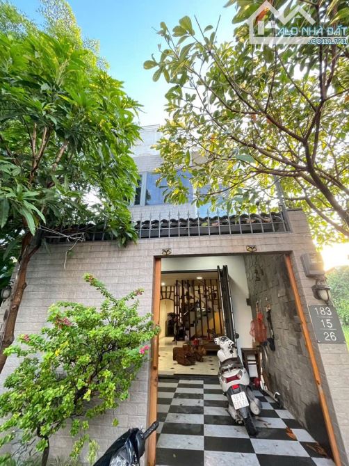 Nhà 3 tầng đường THẠNH XUÂN 52, phường THẠNH XUÂN, Q12, dt68m²(4,5x16).Hẻm 5m ,giá 4,2 tỷ