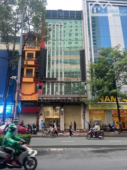Cho thuê tòa nhà 9-9Bis An Dương Vương, Q.5 - Đối diện chợ An Đông
