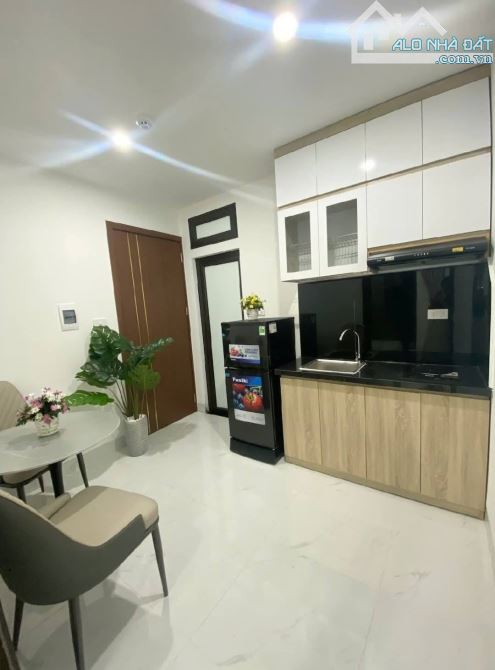 Đống Đa - CCMN 2 THOÁNG - ÔTÔ SÁT NHÀ - 90m2, dòng tiền 135 triệu/tháng - 25.8 tỷ