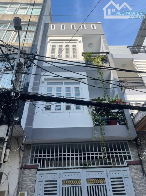 Bán nhà Phạm Văn Hai, Nguyễn Bặc - DT 4 x 8 - KC 4 tầng - giá 5.4 tỷ TL