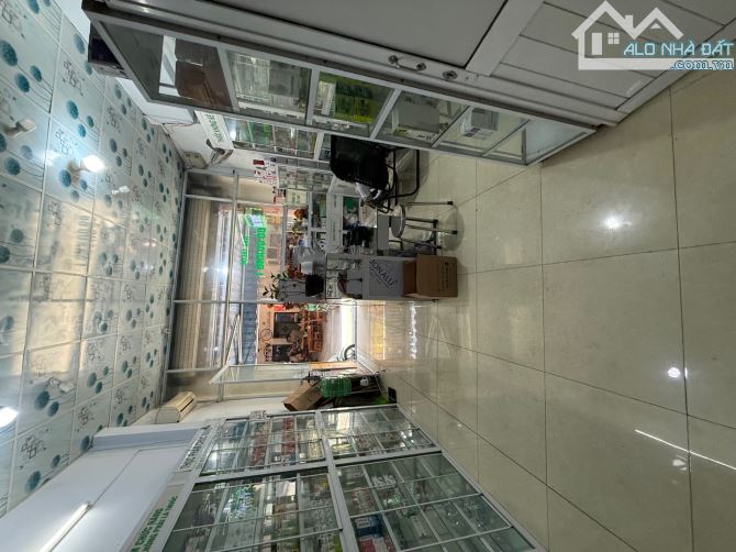 BÁN ĐẤT TẶNG NHÀ 2 TẦNG – MẶT TIỀN TRỊNH ĐÌNH THẢO – 122M² - ĐƯỜNG 15M  – 11.9 TỶ