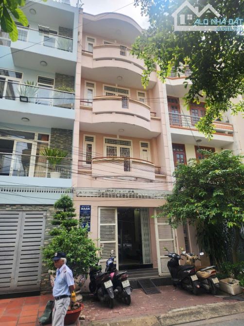 Bán Nhà Mặt Tiền Nội Bộ – Phường Nhiêu Lộc, TP.HCM – 4 Tầng, Giá Chỉ 24 Tỷ