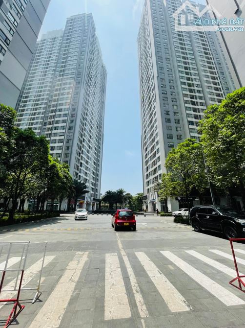 HIẾM, CĂN GÓC 3 NGỦ KĐT TIME CITY HAI BÀ TRƯNG 110m 9.6 TỶ FULL NỘI THẤT