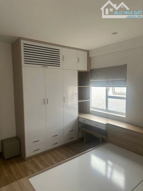 Cần bán căn hộ intracom1 Trung Văn, Nam Từ Liêm.Căn 2 PN, 68m2 giá rẻ chỉ 4,x tỉ, có sổ