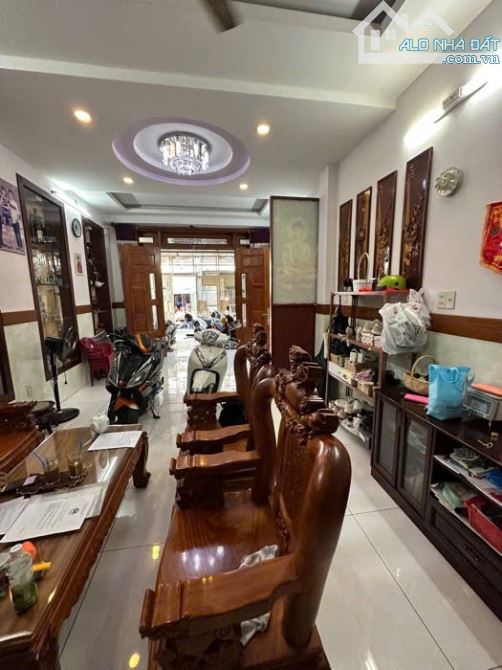 NHÀ TÂN THÀNH_HÒA THẠNH_TÂN PHÚ_3 TẦNG_5 x 20m_HẺM XE TẢI THÔNG_ 13 TỶ