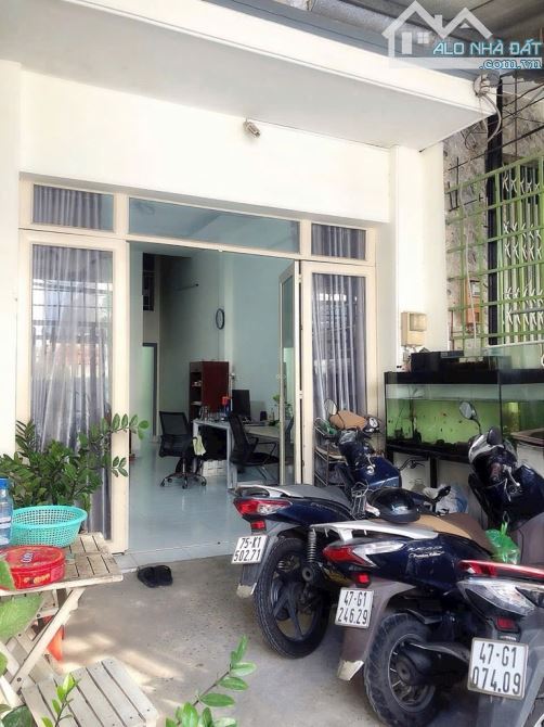 HẺM XE HƠI CÁCH ĐƯỜNG PHÚ THUẬN 30M - NHỈNH 80TRIÊU/M RẺ NHẤT KHU VỰC