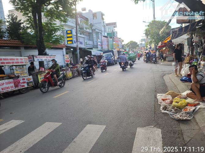 Bán đất hẻm đường số 8 p Linh Xuân Tp Thủ Đức