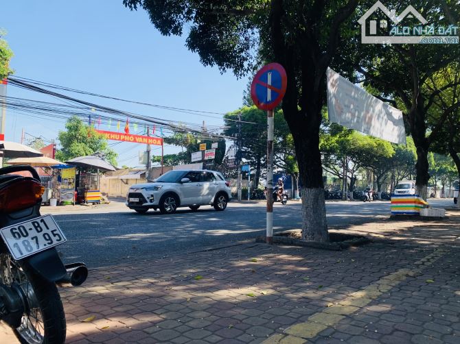 Bán Nhà Mặt Tiền 6m Ngang Đường Phan Trung gần VinCom , Biên Hoà 246m2 giá 25Tỷ