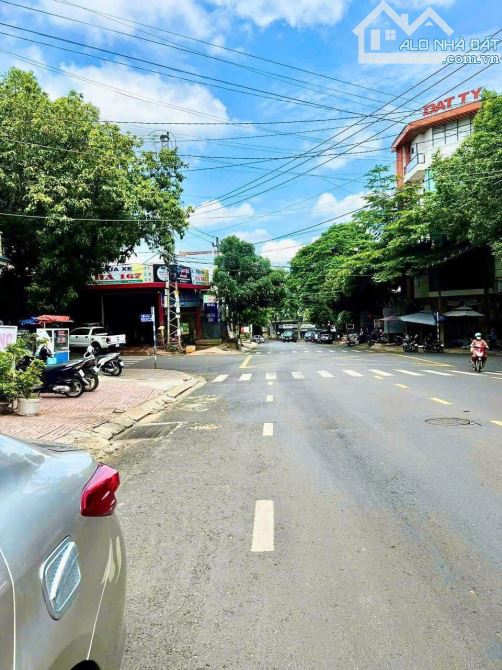 LÔ ĐẤT RẺ MẶT TIỀN NGUYỄN THỊ MINH KHAI – TP. BMT 5,6x22 (125m2) ❌Chỉ 7ty3