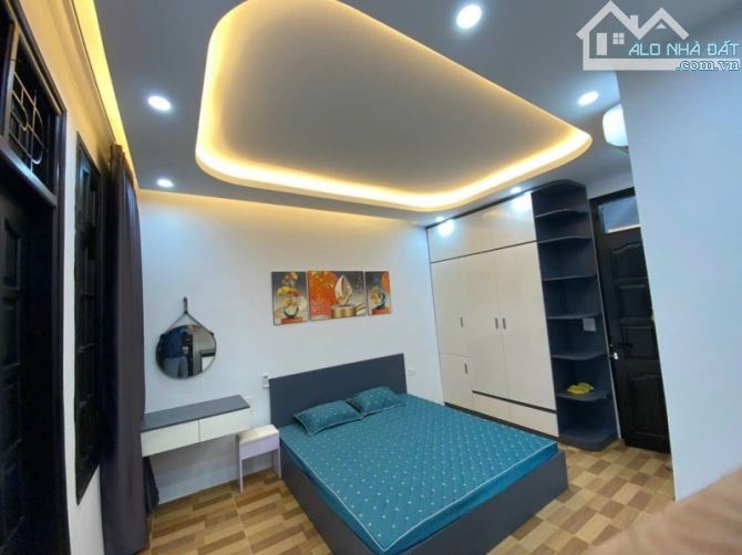 XUÂN THỦY – 5 TẦNG – NGÕ THÔNG – DÒNG TIỀN ỔN ĐỊNH – 50M RA PHỐ – CHỈ 12 TỶ