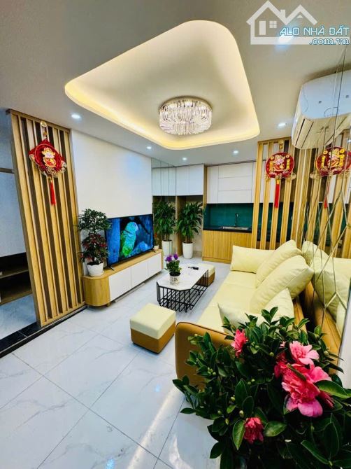 Bán nhà riêng phố Kim ngưu 30m2 5t nội thất đẹp gần ô tô chỉ hơn 6 tỷ
