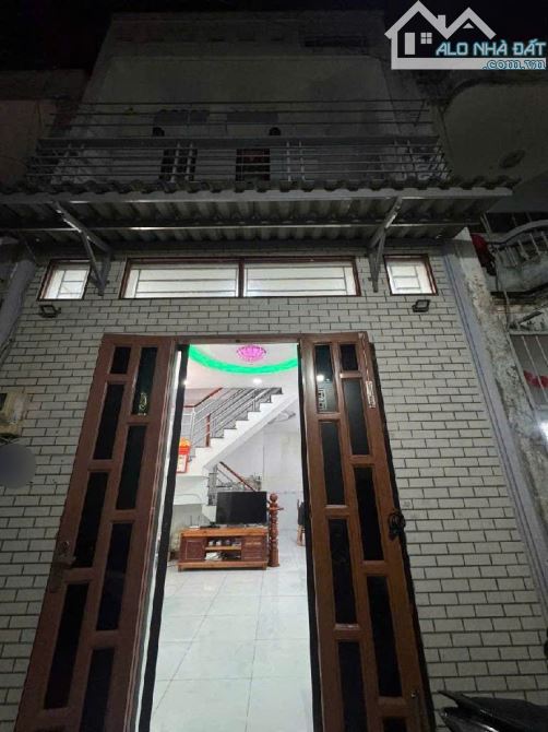 Bán nhà giá rẻ Gò Vấp - 2 tầng - Hẻm xe hơi - Nhỉnh 4 tỷ - 154