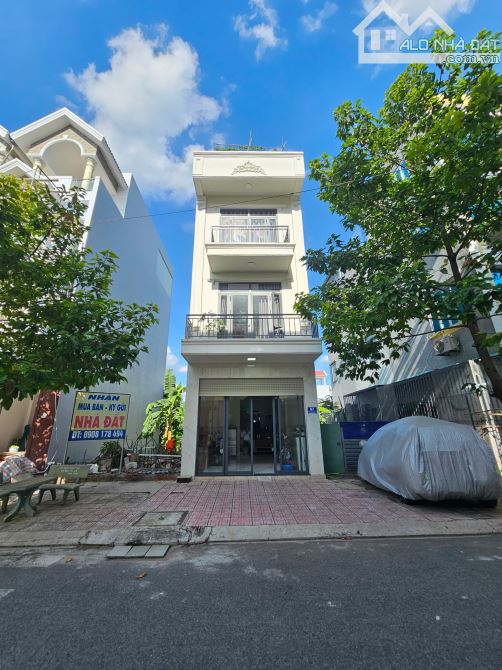 Bán nhà 1T2L 4.5x16.4m, đường D1 KDC Phú Hồng Thịnh 6 p. Bình An