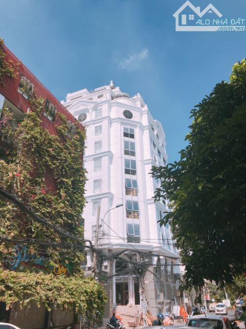 Bán nhà 6 lầu hẻm nhựa An Dương Vương (DT: 6,5x18m Hầm 6 lầu) P.03 quận 5 - giá 39,5 tỷ