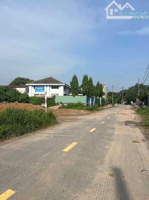Đất mặt tiền khu du lịch Hố Lang, phường Tân Bình Tp Dĩ An