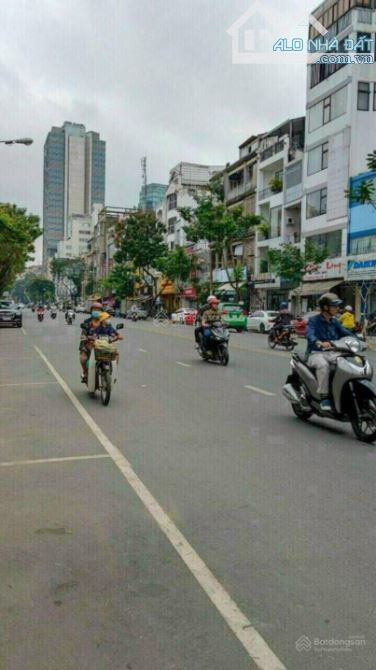 Bán nhà mặt tiền gia phú-cao văn lầu p1 quận 6(4mx18m) giá 15 ty thương lượng