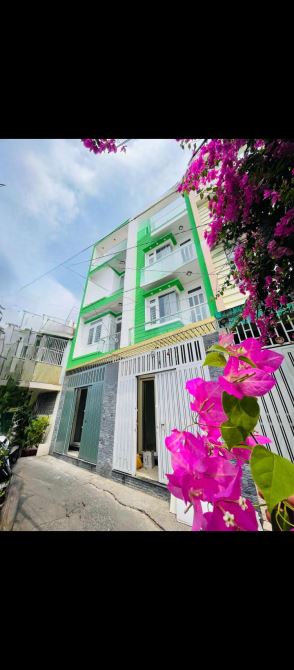 Bán nhà hẻm rộng Nguyễn Biểu,P.1,Q.5,dt: 4 x 13 nhà xây 2 lầu 8 Tỷ 7.