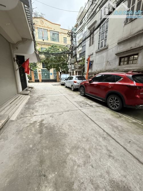 Ô tô tránh Tây Sơn, mặt ngõ to như MP, diện tích 95m2, mặt tiền 6,5m, thông tứ phía, 27 tỷ