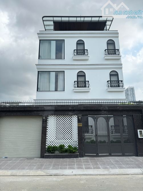 Bán gấp nhà mặt tiền Vũ Tông Phan, An Phú, Quận 2 - (5x22m) - Hầm 5 Tầng - Giá 33 Tỷ