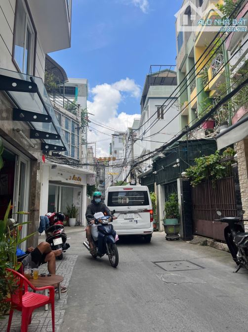 Phú Nhuận, vị trí Kd, gần mặt tiền, hẻm XH Huỳnh Văn Bánh, 3 Tầng, ngang 8m, 78m2, 7.95 Tỷ
