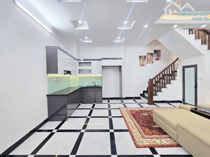 Bán nhà 4 tầng Kim Giang, Thanh Trì, 1 nhà ra ô tô, ngõ thông, giá chỉ 6.75 tỷ
