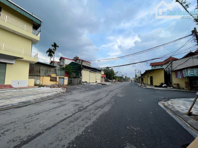 BÁN ĐẤT HẢI BỐI - VĨNH THANH LÔ GÓC Ô TÔ THÔNG 7 CHỖ NGỦ TRONG NHÀ