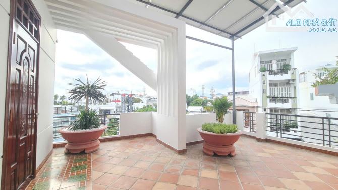 GIA CHỦ BÁN GẤP CĂN NHÀ MẶT TIỀN ĐƯỜNG ĐỒNG NAI NHA TRANG
