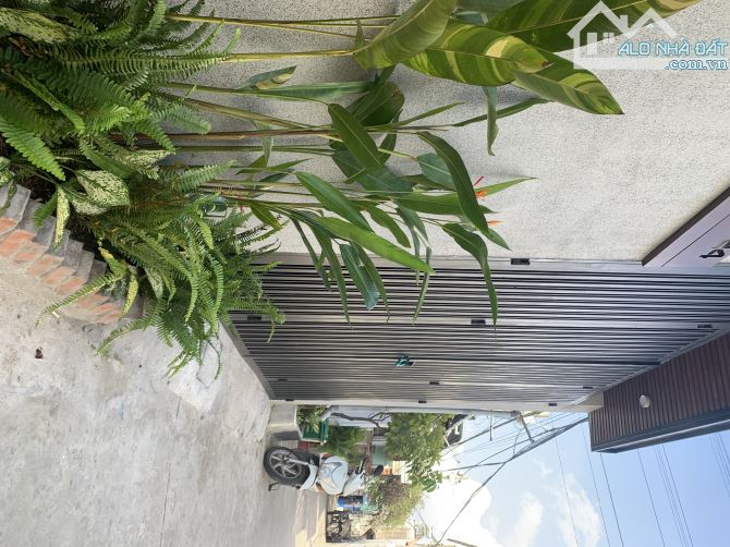 Bán nhà đẹp hẻm xe hơi 7 chỗ quay đầu – SHR – Ấp 4, xã Đông Thạnh, Hóc Môn – Giá tốt