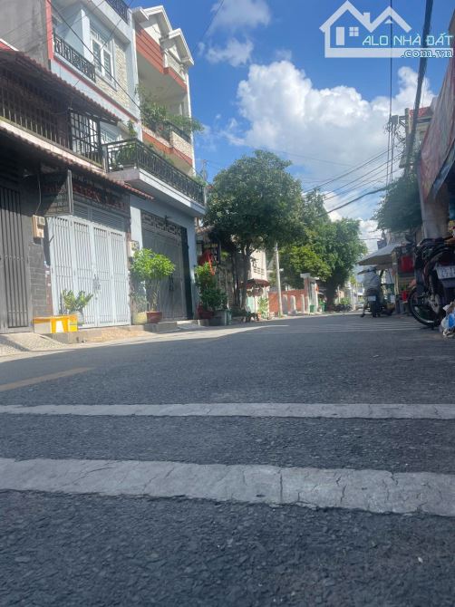 MẶT TIEN ĐƯỜNG NHỰA 10M, TCH17, Q12, 68M2, 2 TẦNG, GIÁ 6,17T THƯƠNG LƯỢNG.